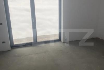 Casă cu 4 camere cu Teren 1096 Mp în Central - 2