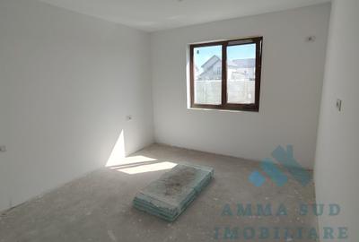 Casă individuală cu 5 camere cu Teren 492 Mp în Sud - 13