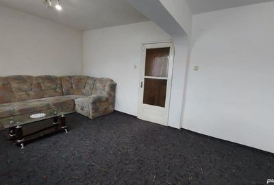 Apartament cu 4 camere decomandat în Est - 1