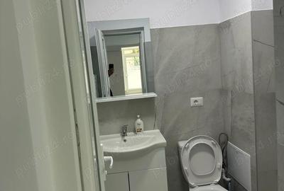 Spațiu comercial, de 90 mp, în Central - 8