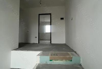 Casă cu 6 camere cu Teren 500 Mp în Câmpineanca - 1