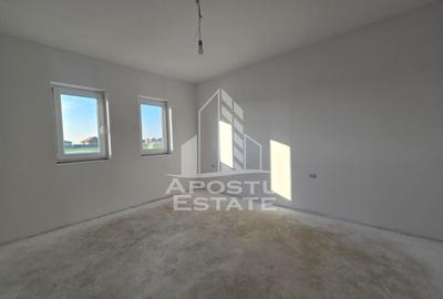 Jumatate de duplex pe parter cu 3 camere si 2 bai, Sag - 3