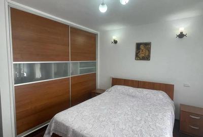 De vanzare apartament cu 2 camere renovat, utilat ?i mobilat 59.000e - 2