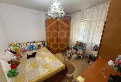 Apartament 3 camere , decomandat in 1Mai - Comision 0% - 6