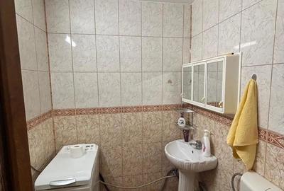 Apartament cu 3 camere decomandat în Central - 1