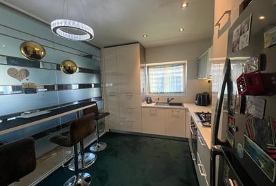 Apartament cu 4 camere semidecomandat, mobilat în Vest - 23