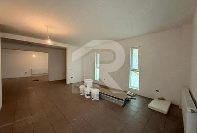 Spatiu Comerceial , parter bloc nou construit , zona Nerva Traian - 5