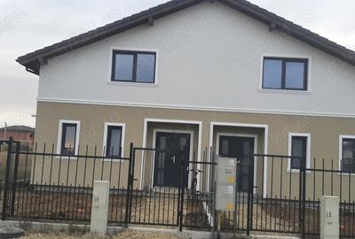 Casă în Moșnița Nouă - 1