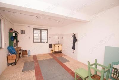 Apartament cu 4 camere decomandat în Valea Alba - 5