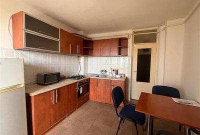 Apartament cu 3 camere semidecomandat, mobilat în Central - 3