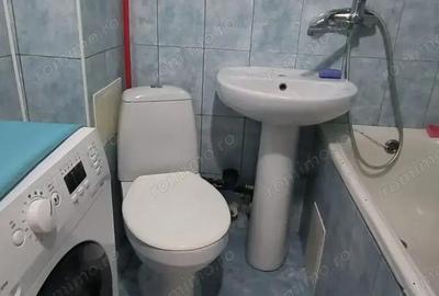 Garsonieră decomandată în Unirii