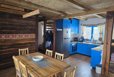 Casă cu 3 camere în Roșia - 1