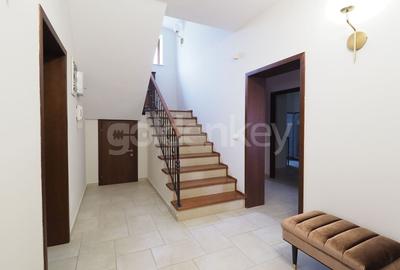 Casă individuală cu 5 camere cu Canalizare în Iancu Nicolae - 12