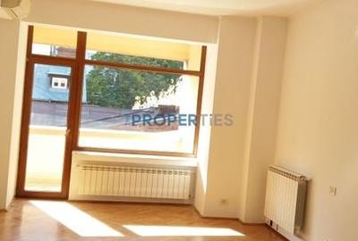 Vila pretabila birouri/clinica in zona Dorobanti - 700mpc - 7