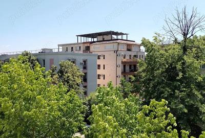 Apartament cu 2 camere decomandat în Floreasca