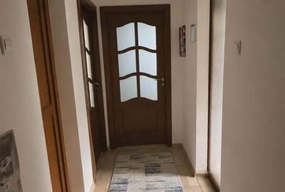 Apartament cu 2 camere decomandat în Central - 1