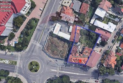 Casa / Vila cu 10 camere de vanzare in zona 1 Mai - 2