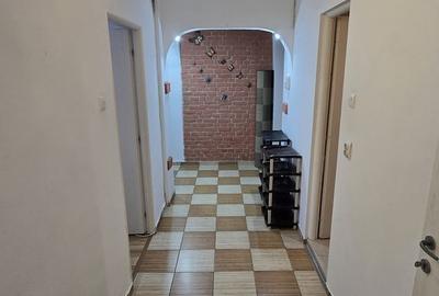 Apartament cu 2 camere decomandat în Lujerului - 9