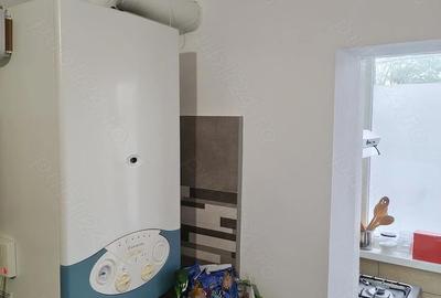 Apartament cu 3 camere decomandat în Marghiloman - 2