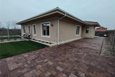 Duplex cu 3 camere cu Canalizare în Moșnița Nouă - 8