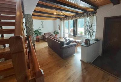 Casă cu 6 camere cu Teren 1905 Mp în Cheia - 8