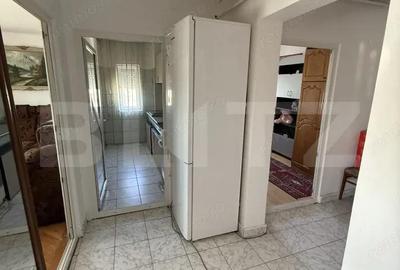 Apartament cu 3 camere decomandat în Micro 4 - 6