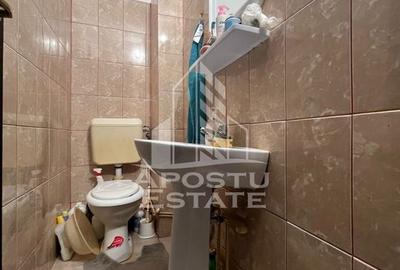 Apartament cu 3 camere, 2 bai,2 balcoane, decomandat,Iosefin - 7
