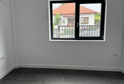 Spațiu comercial, de 77 mp, în Central - 7