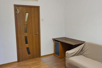 Garsoniera la cateva minute de gara - 7