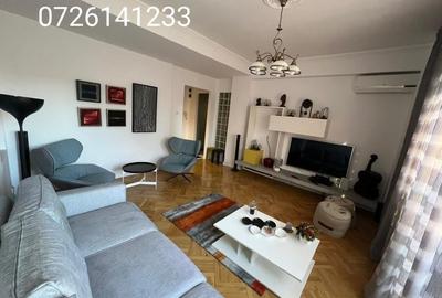 Propietar Inchiriez Ap. 4 camere utilat mobilat Calea Victoriei-Piata Amzei - 1