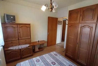 Apartament cu 3 camere semidecomandat în Micălaca