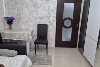 Garsoniera 21 mp -  Navodari - 30.000 euro (Cod E2) - 1