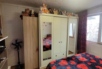 Apartament cu 2 camere decomandat în Giurgiului