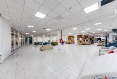 Spatiu comercial 600 mp in Centrul Comercial Kapa la etaj, Comision 0 - 3