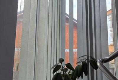 Casă cu 5 camere cu Teren 400 Mp în Central - 7