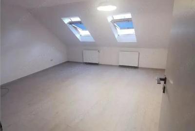 Casă cu 7 camere cu Teren 40 Mp în 7 Noiembrie - 20