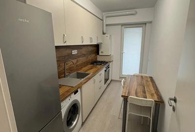 Garsonieră decomandată în Central