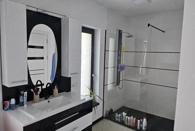 Casă în Central - 16