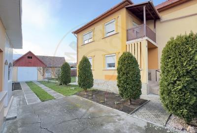 Casa 4 camere P+1, Teren 433 mp - Str. Cornului - Carei - 2