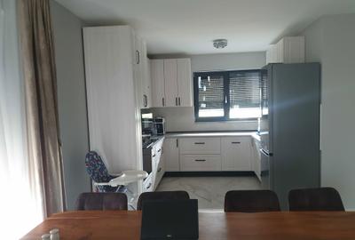 Casă cu 3 camere în Aluniș - 3