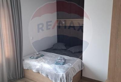 Apartament cu 3 camere decomandat, mobilat în Central - 1