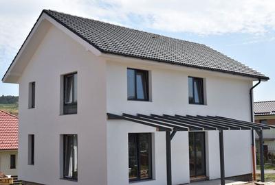 Casă individuală cu 5 camere cu Teren 700 Mp în Chinteni - 1