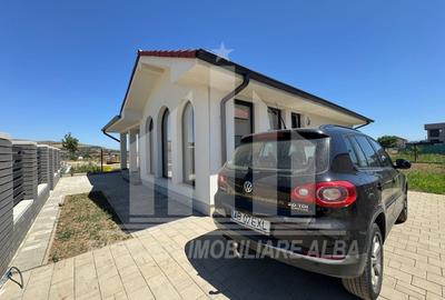 Casă individuală cu 3 camere cu Teren 355 Mp în Micești - 2