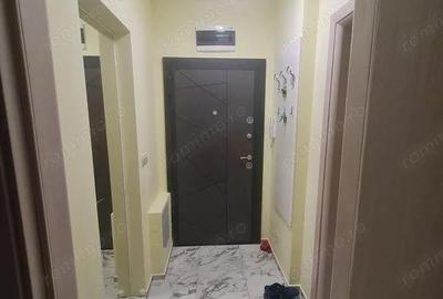 Apartament cu 2 camere decomandat în Titan