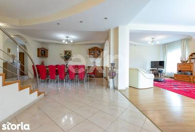 Casă cu 5 camere cu Teren 3659 Mp în Sărata - 6