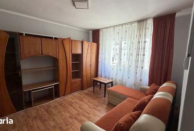 Apartament cu 3 camere în Central - 1