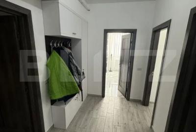 Apartament cu 3 camere în George Enescu