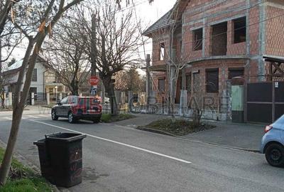 Casă cu Teren 850 Mp în Ronaț