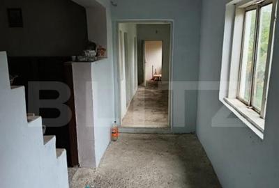 Casa renovabila ,spatioasa,cu un teren generos si gradina in - 13