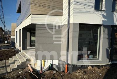 Spatiu comercial , parter de bloc nou, vitrina mare la 2 strazi, vad comercial - 2